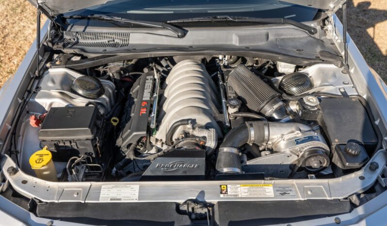 								2008 Dodge Magnum SRT8 full									