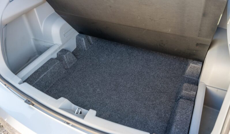 								2008 Dodge Magnum SRT8 full									