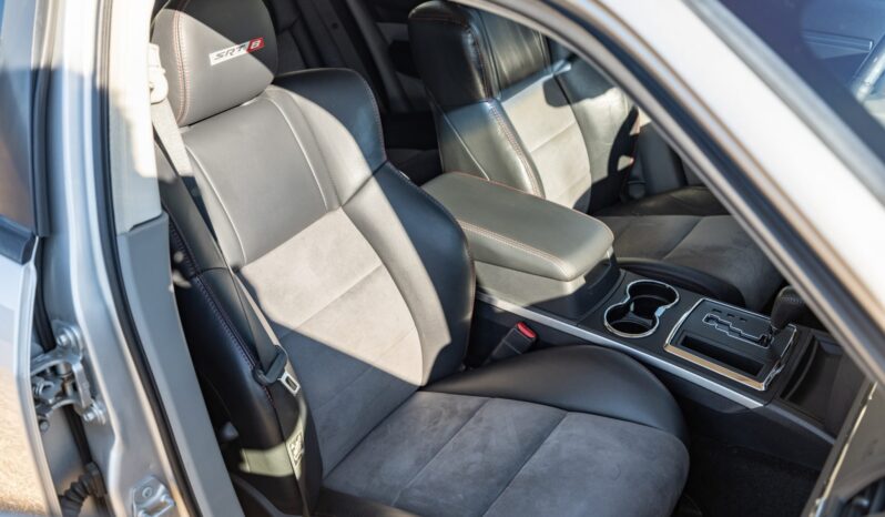 								2008 Dodge Magnum SRT8 full									