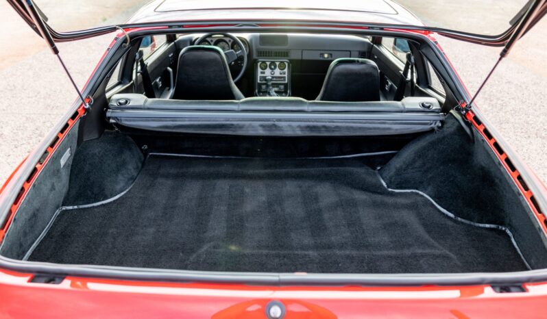 								1984 Porsche 944 5-Speed full									