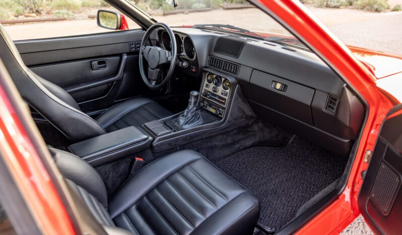 								1984 Porsche 944 5-Speed full									