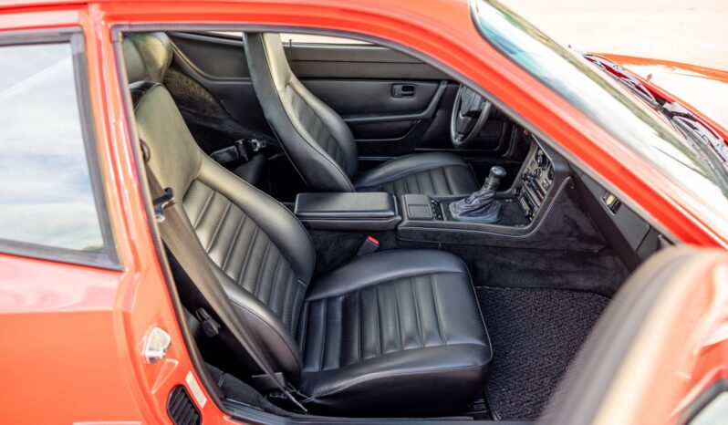 								1984 Porsche 944 5-Speed full									