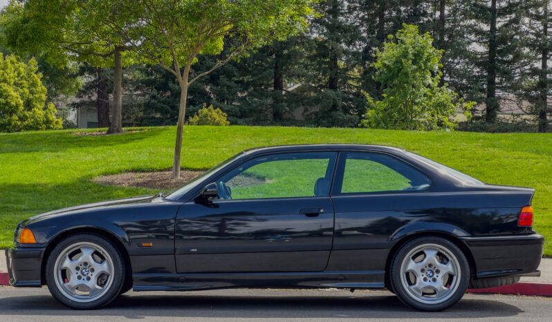 								1995 BMW M3 Coupe 5-Speed full									