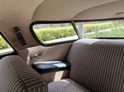 										1950 Studebaker Commander Regal Deluxe Starlight Coupe full									