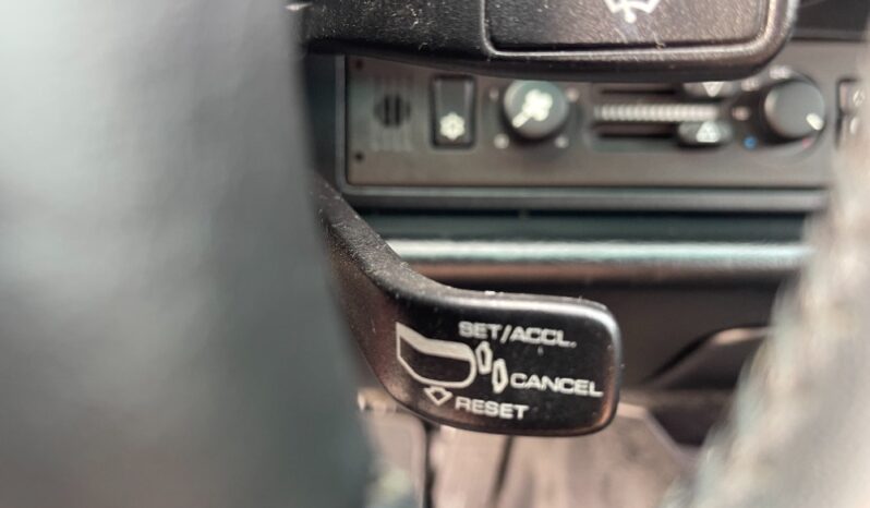 								1990 Porsche 911 Carrera 2 Coupe 5-Speed full									