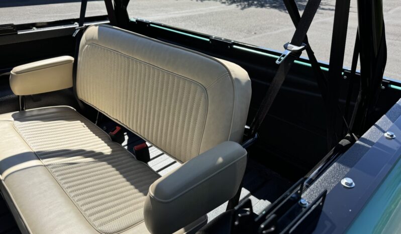 								1968 Ford Bronco full									