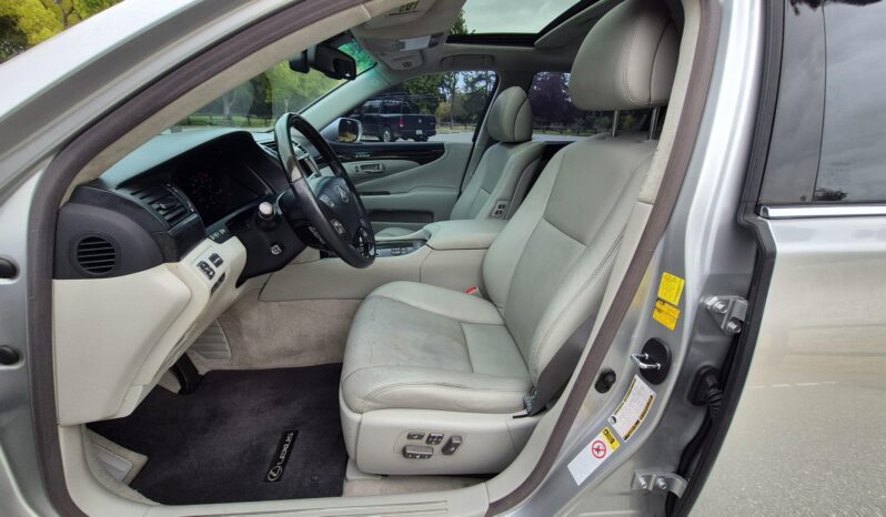 								2011 Lexus LS460 L full									