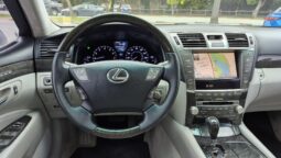 										2011 Lexus LS460 L full									
