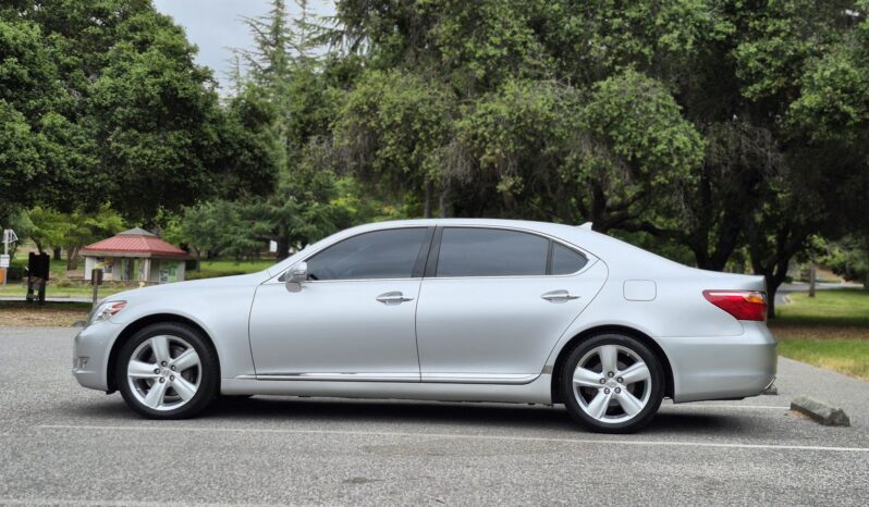 								2011 Lexus LS460 L full									