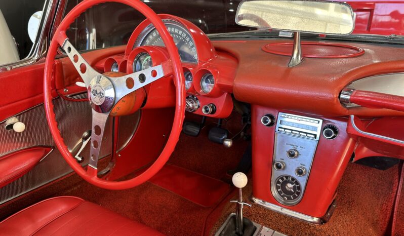 								1960 Chevrolet Corvette 283 230 4-Speed full									