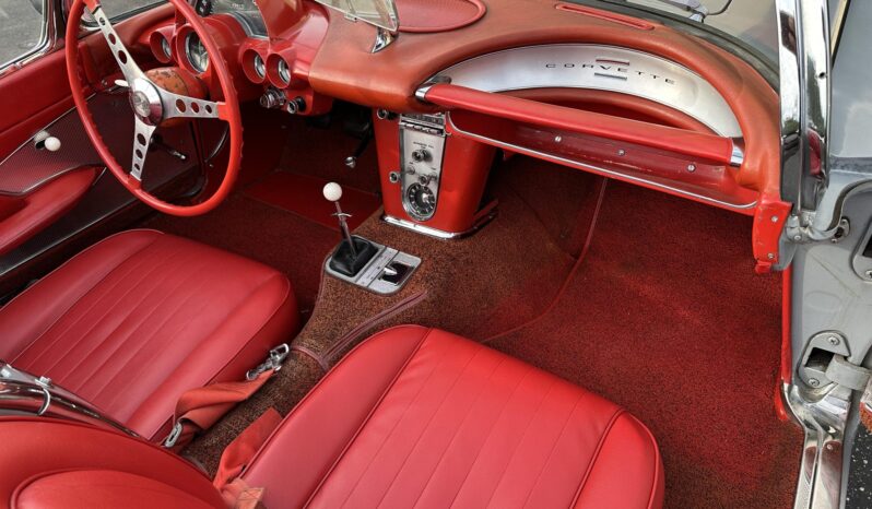 								1960 Chevrolet Corvette 283 230 4-Speed full									