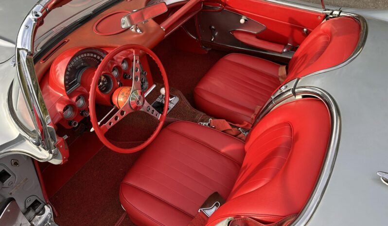 								1960 Chevrolet Corvette 283 230 4-Speed full									