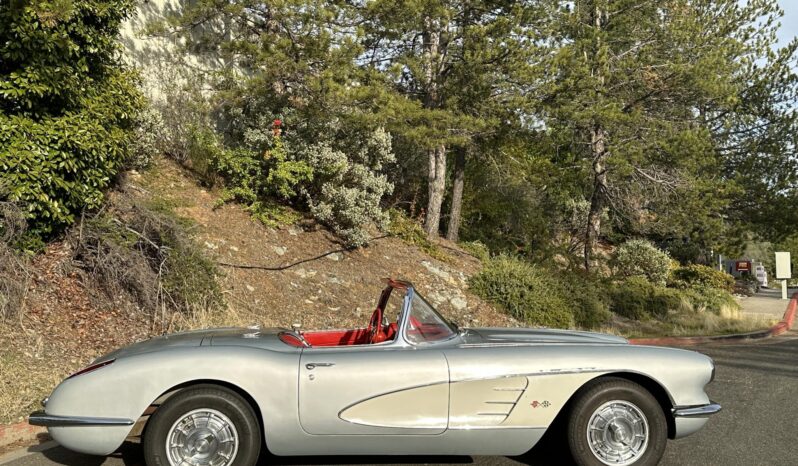 								1960 Chevrolet Corvette 283 230 4-Speed full									