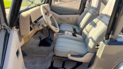 1991 Jeep Wrangler Sahara 5-Speed full