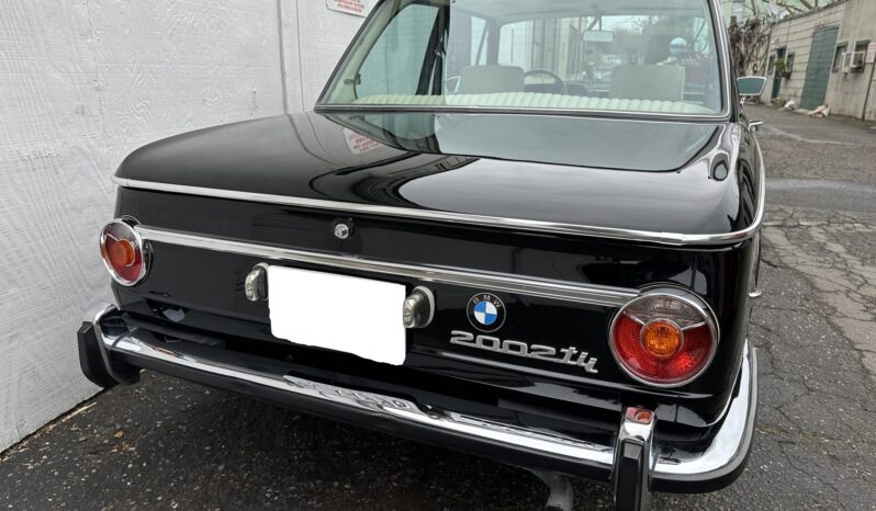 								1973 BMW 2002tii 5-Speed full									