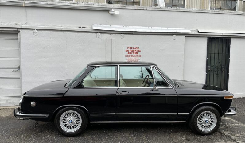 								1973 BMW 2002tii 5-Speed full									