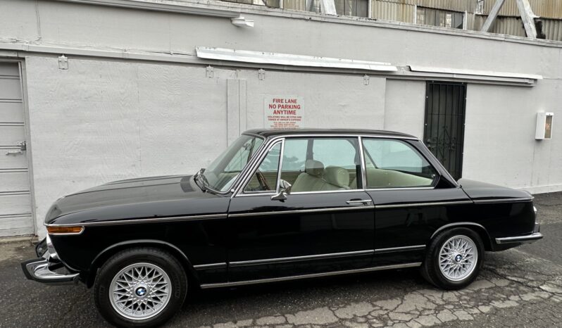 								1973 BMW 2002tii 5-Speed full									