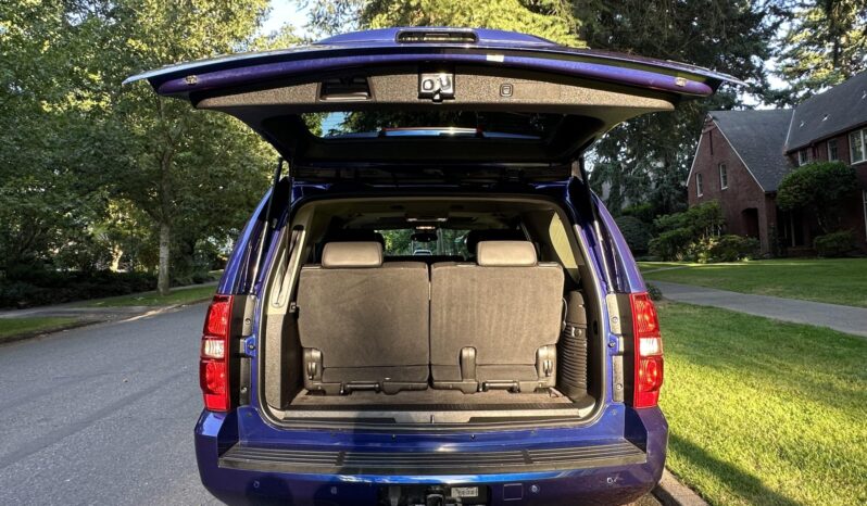 								2010 Chevrolet Tahoe LT 4×4 full									