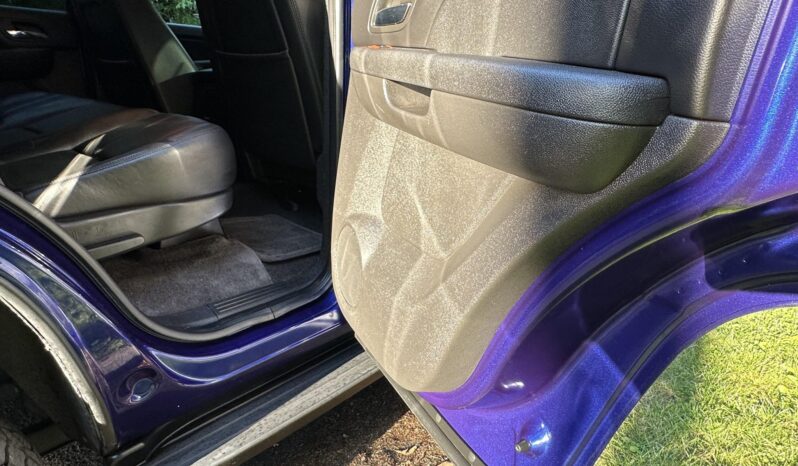 								2010 Chevrolet Tahoe LT 4×4 full									