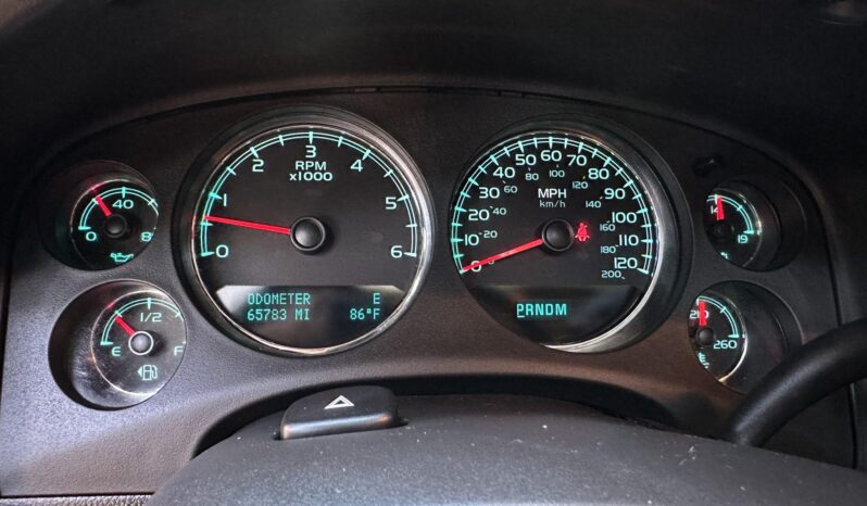 								2010 Chevrolet Tahoe LT 4×4 full									