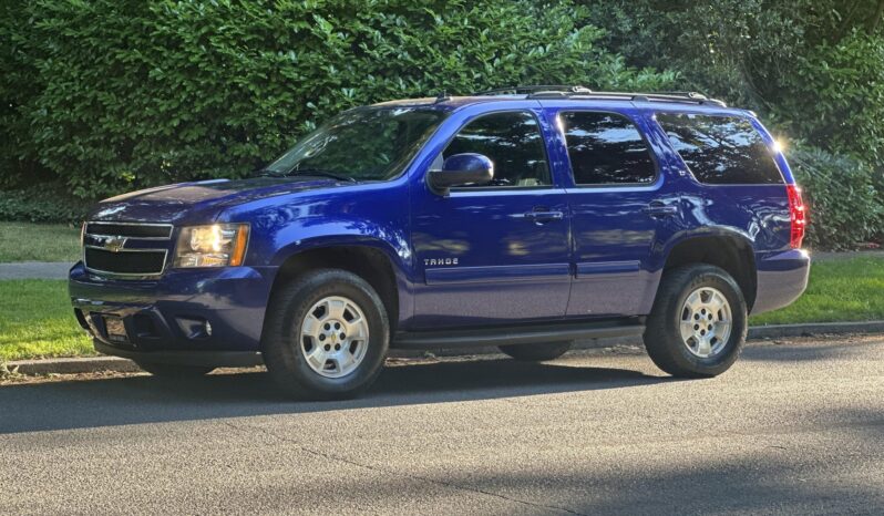 								2010 Chevrolet Tahoe LT 4×4 full									