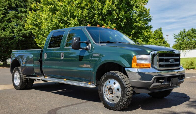 								2001 Ford F-550 XLT Super Duty Centurion Crew Cab Power Stroke full									