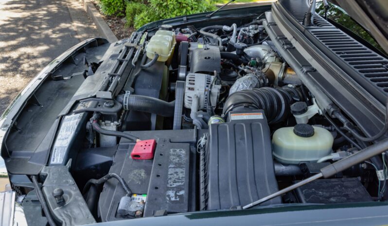 								2001 Ford F-550 XLT Super Duty Centurion Crew Cab Power Stroke full									