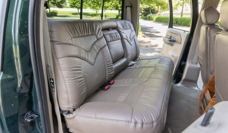 								2001 Ford F-550 XLT Super Duty Centurion Crew Cab Power Stroke full									