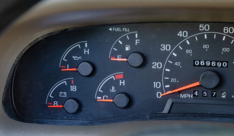 								2001 Ford F-550 XLT Super Duty Centurion Crew Cab Power Stroke full									