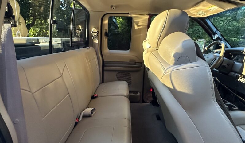 								2002 Ford F-250 Super Duty Lariat SuperCab full									