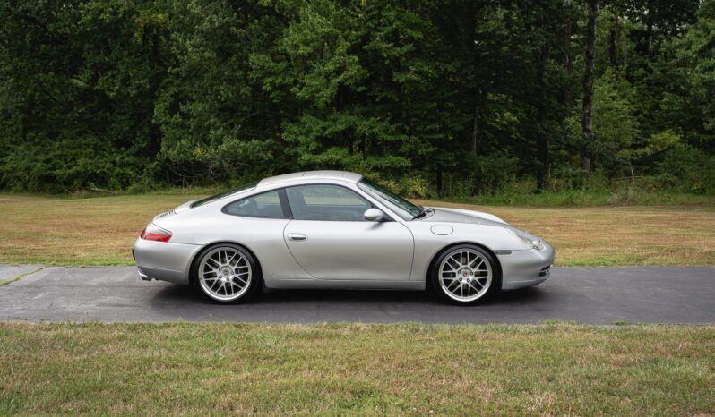 								2001 Porsche 911 Carrera Coupe 6-Speed full									