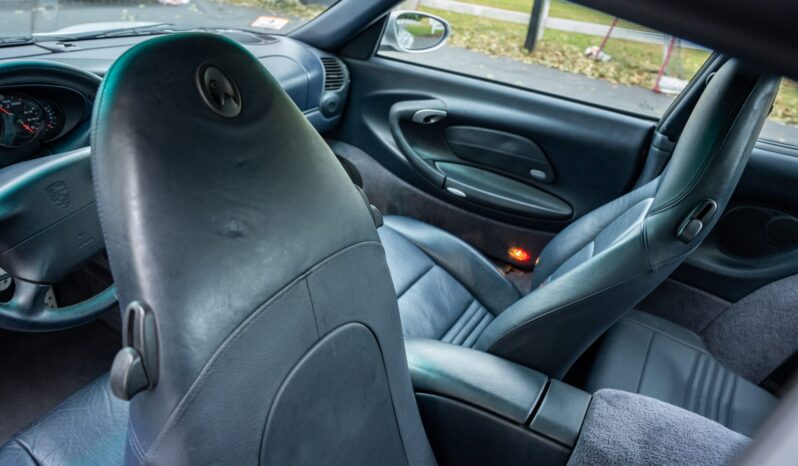 								2001 Porsche 911 Carrera Coupe 6-Speed full									