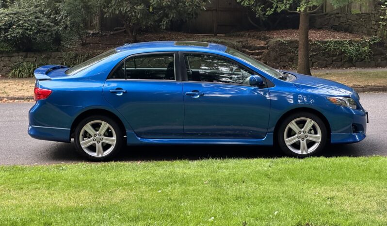 								2009 Toyota Corolla XRS full									