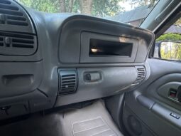 										1999 Chevrolet K3500 LS 4×4 full									