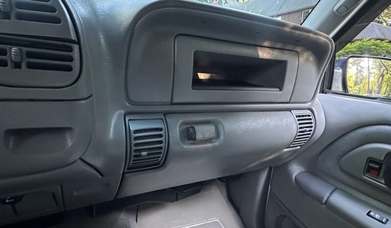 								1999 Chevrolet K3500 LS 4×4 full									