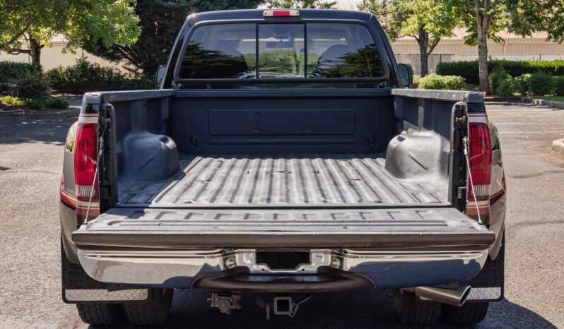 								2000 Ford F-350 Super Duty Lariat full									