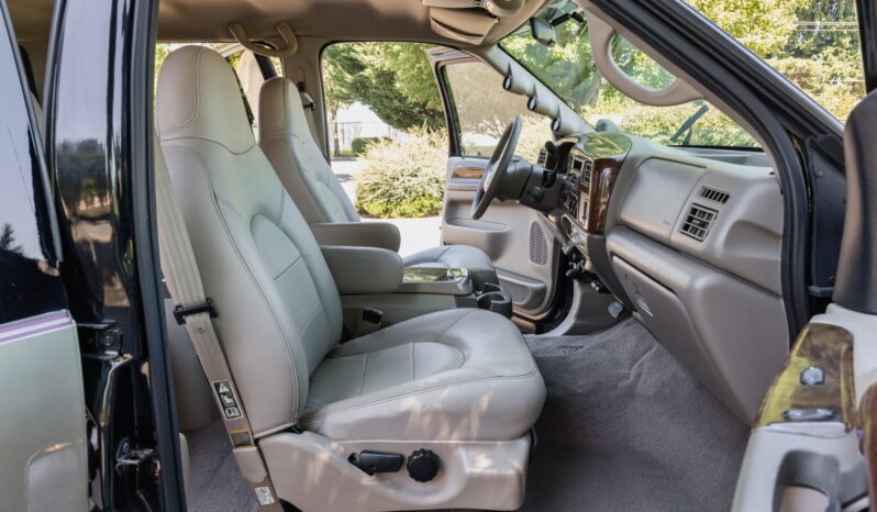 								2000 Ford F-350 Super Duty Lariat full									