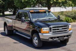 										2000 Ford F-350 Super Duty Lariat full									