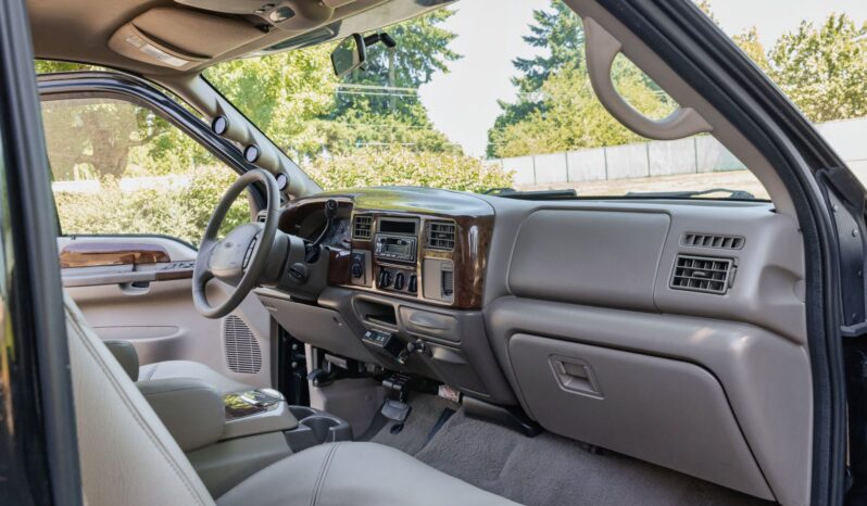 								2000 Ford F-350 Super Duty Lariat full									