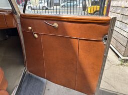 1939 Ford Deluxe Convertible Sedan full