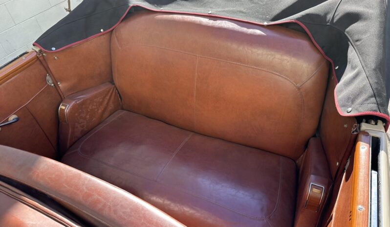 								1939 Ford Deluxe Convertible Sedan full									