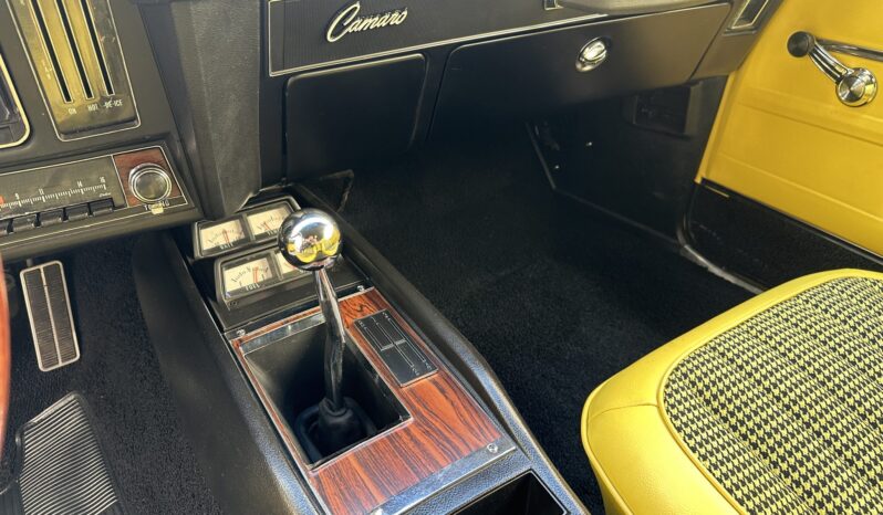 								1969 Chevrolet Camaro Coupe 4-Speed full									