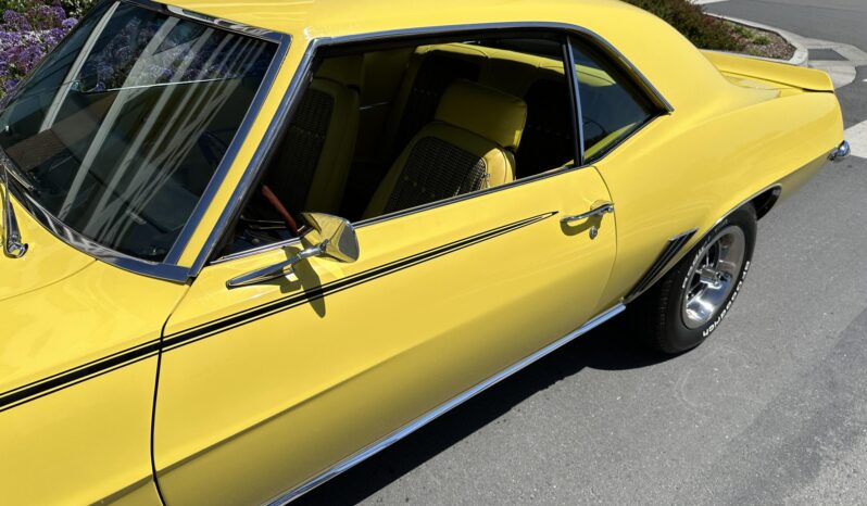 								1969 Chevrolet Camaro Coupe 4-Speed full									