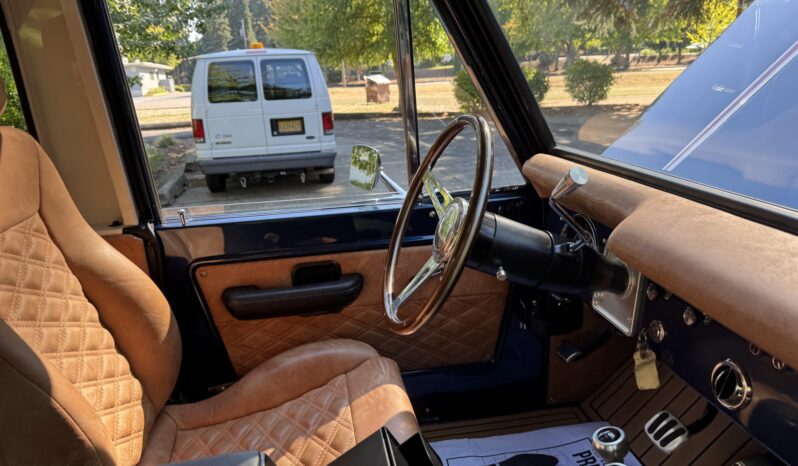 								1971 Ford Bronco by Heritage Bronco full									