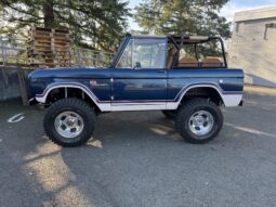 										1971 Ford Bronco by Heritage Bronco full									