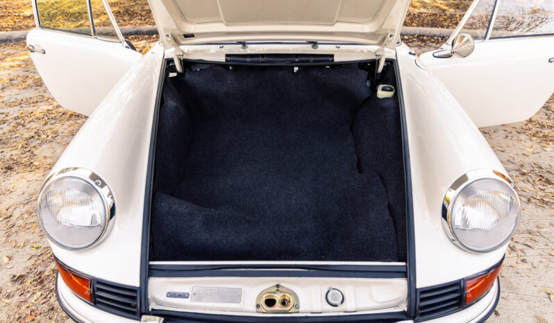 								1972 Porsche 911T Coupe 5-Speed full									