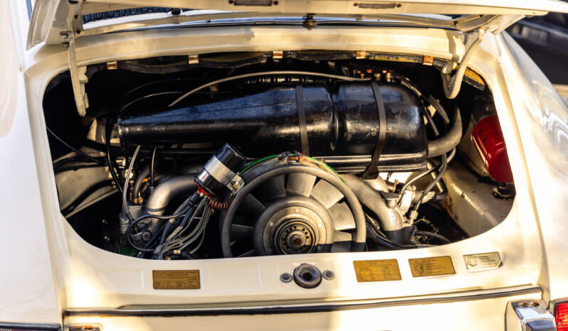 								1972 Porsche 911T Coupe 5-Speed full									