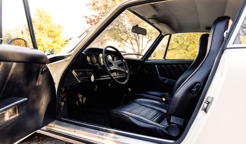 								1972 Porsche 911T Coupe 5-Speed full									