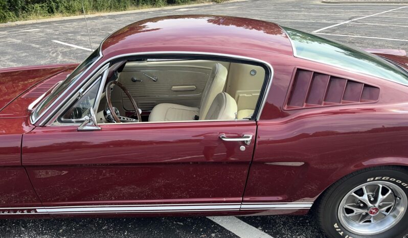 								1966 Ford Mustang GT Fastback 289 4-Speed full									