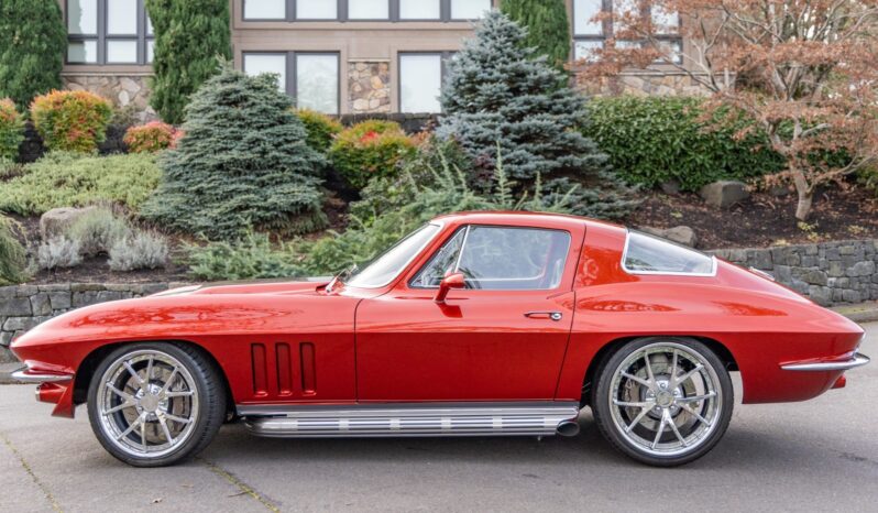 								1966 Chevrolet Corvette Coupe 6-Speed full									